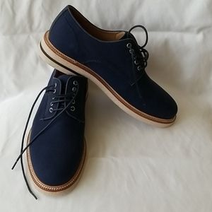 Canvas men's shoes